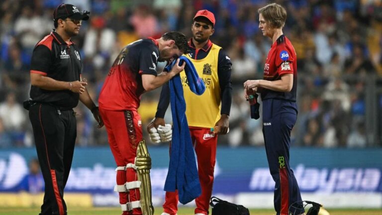 IPL 2026: فل سالٹ لیگ مرحلے سے باہر، پلے آف میں شرکت مشکوک