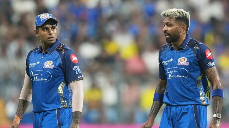 IPL 2026: ممبئی انڈینز کی RR کے خلاف ممکنہ پلیئنگ الیون، کیا ہاردک پانڈیا سوریہ کمار یادیو پر سخت فیصلہ لیں گے؟