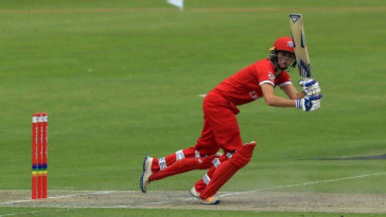 Vitality Blast: برائیونی اسمتھ کی شاندار کارکردگی، سرے نے لنکاشائر کو شکست دے دی